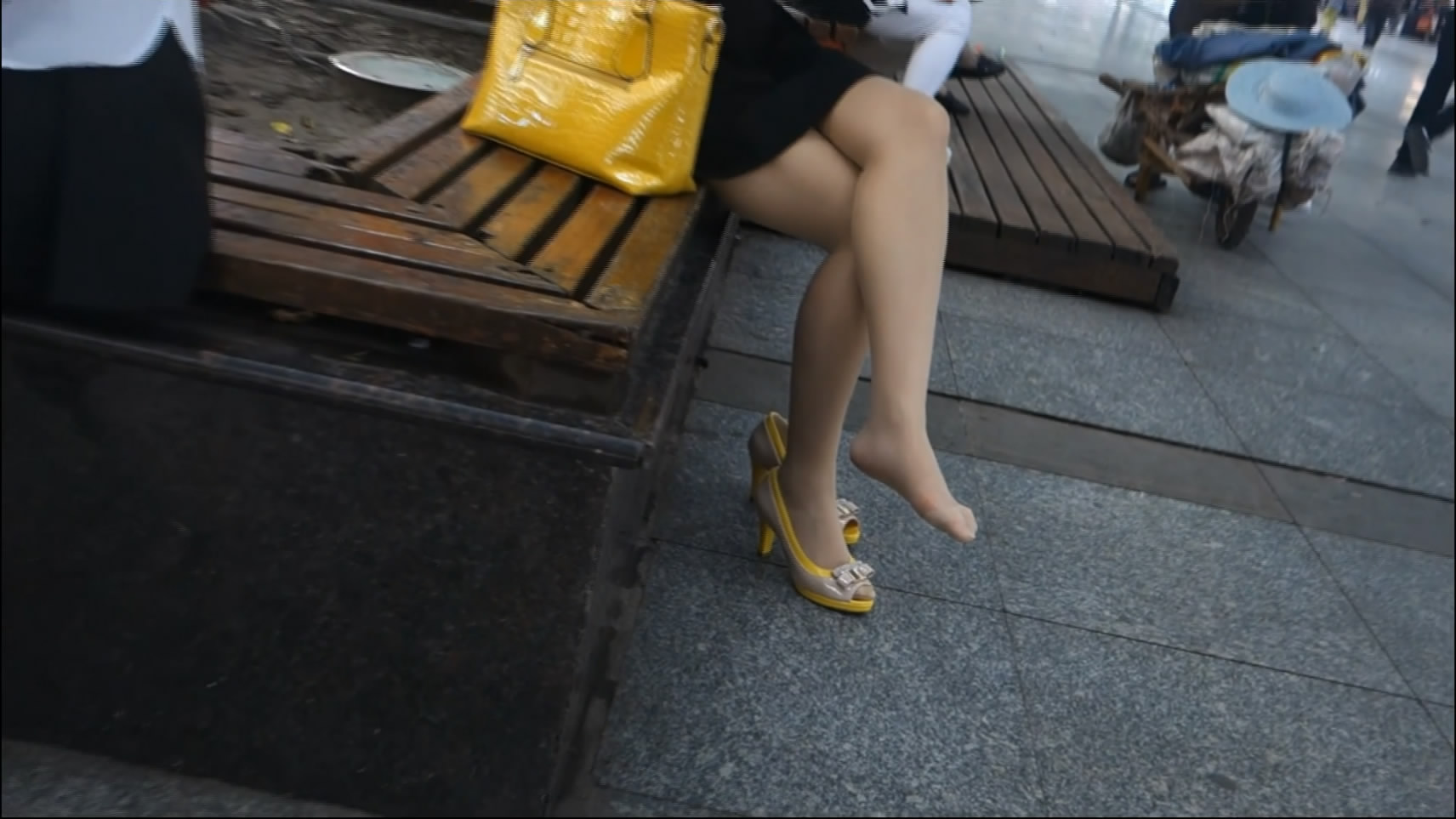 look feminime using stocking nylon feet